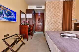 Отель Hotel Nadezda Будва Стандартный двухместный номер с 1 кроватью-4