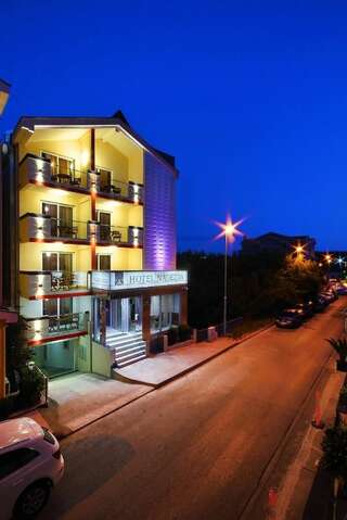 Отель Hotel Nadezda Будва-3