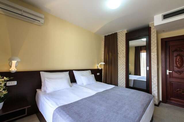 Отель Hotel Nadezda Будва-23